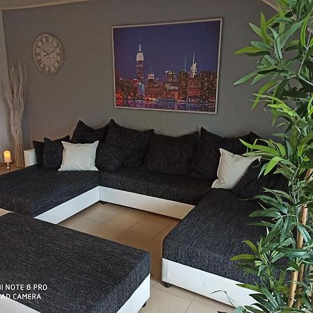 Sky Night Loft Apartment Düren - Eifel Екстериор снимка