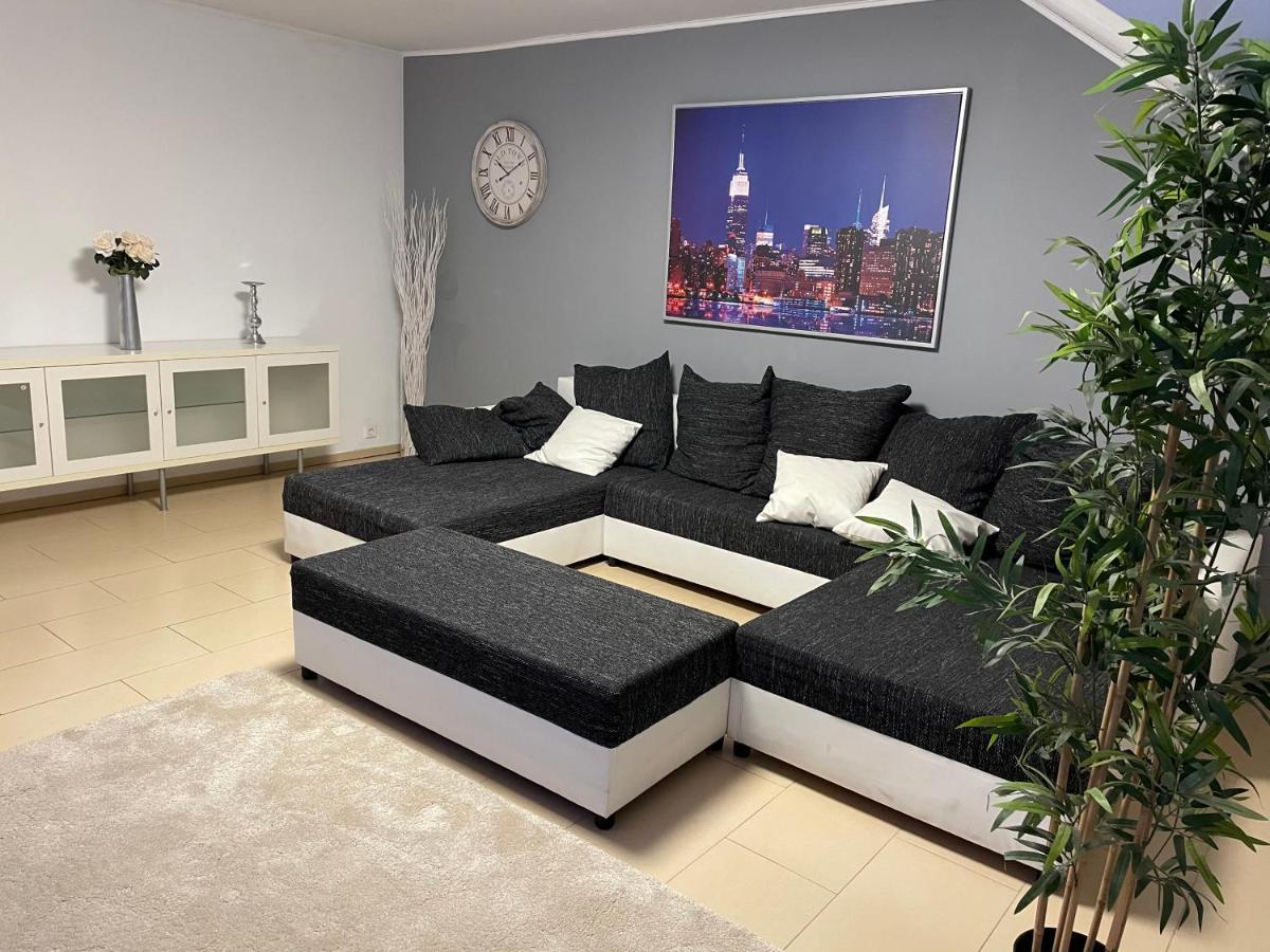 Sky Night Loft Apartment Düren - Eifel Екстериор снимка